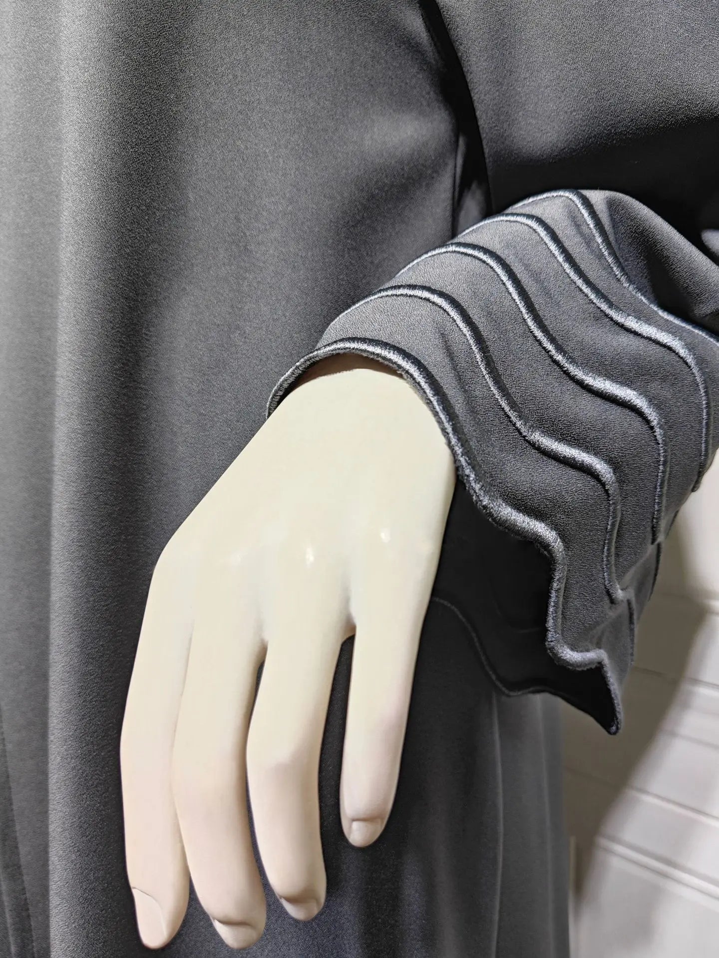 Open Abaya Dubai Style with Scarf