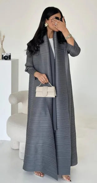 Rihla Windbreaker Abaya - Modern Pleated Design with Belt