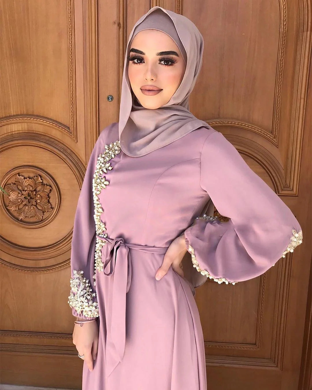 Rihana – ريحانة
