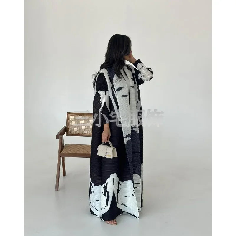 Rihla Windbreaker Abaya - Modern Pleated Design with Belt