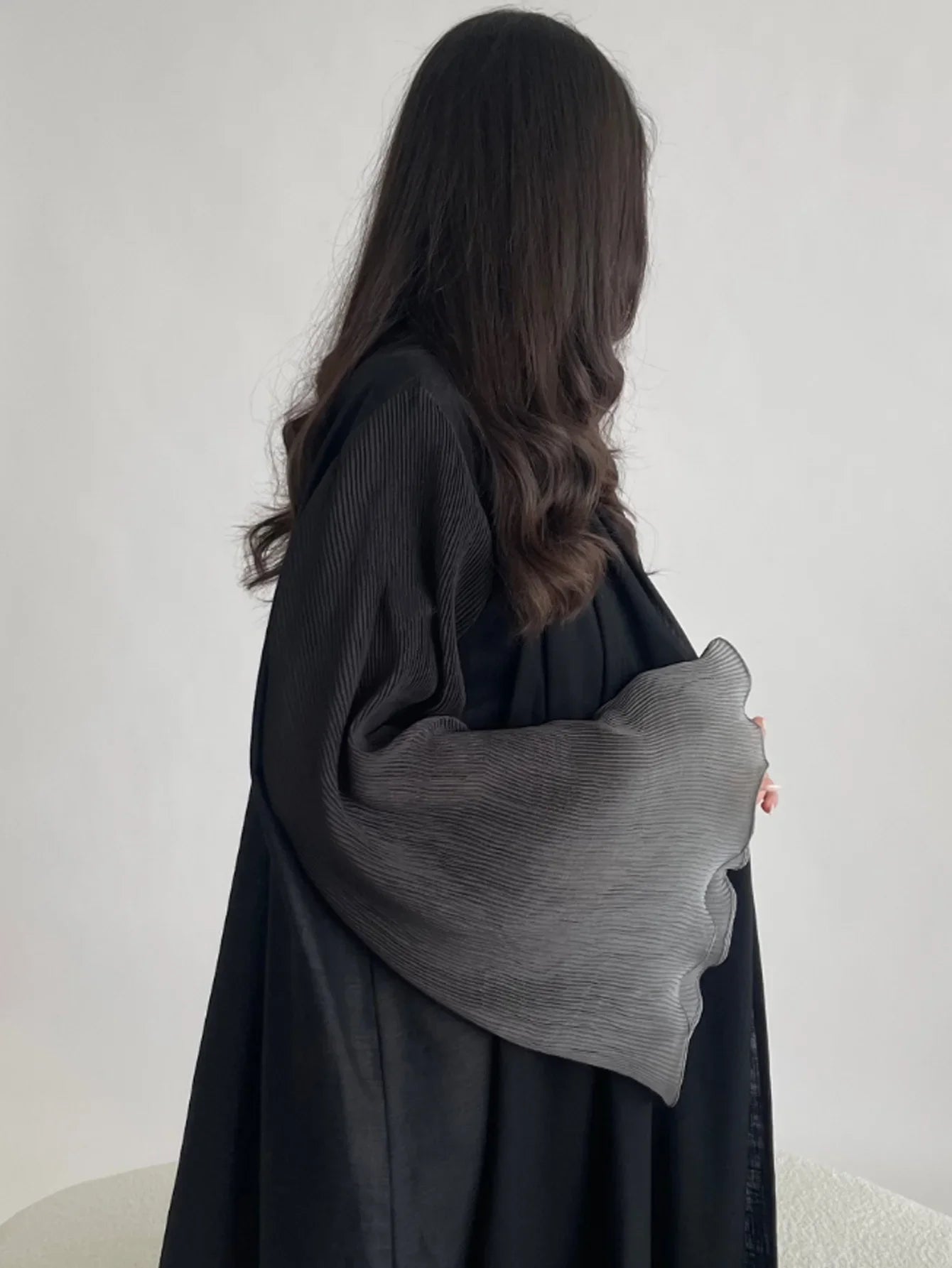 Mist of Eden Flare Sleeve Abaya - Elegant Arabian Style