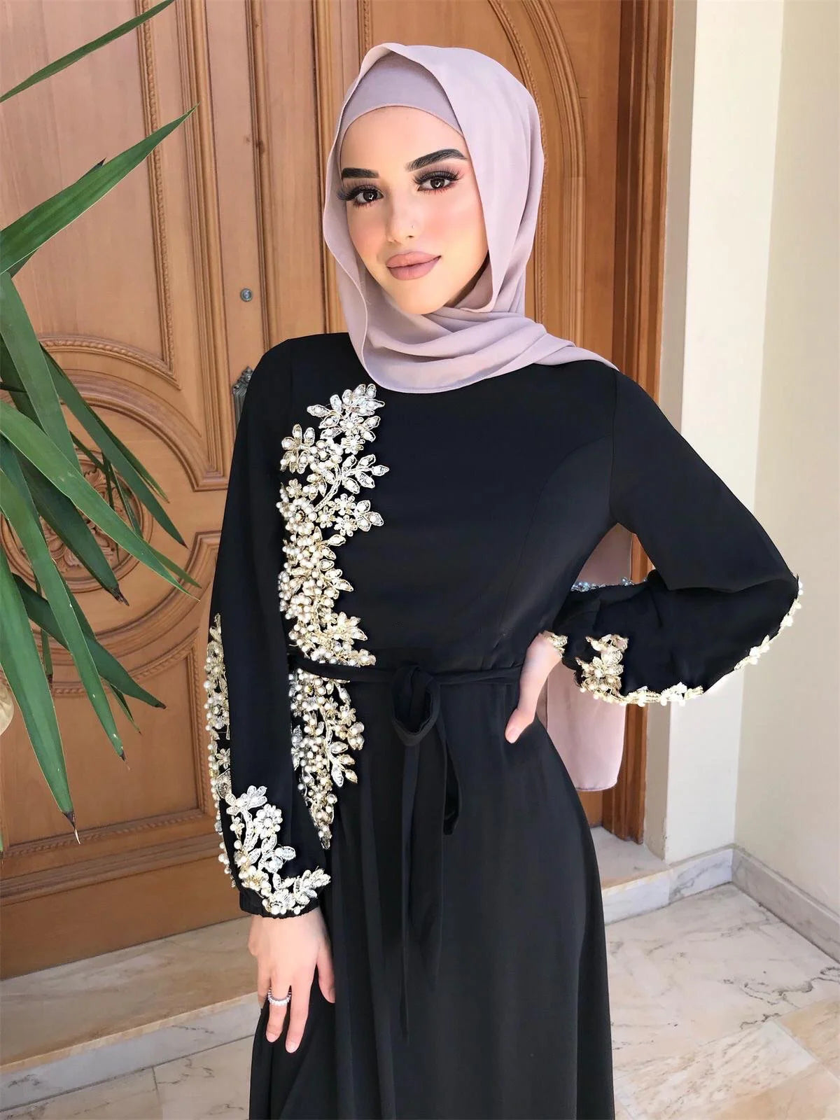 Rihana – ريحانة