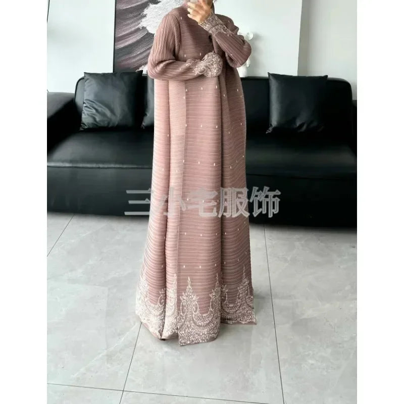 Winter Pleated Abaya Cardigan – Long Sleeve Saudi Style