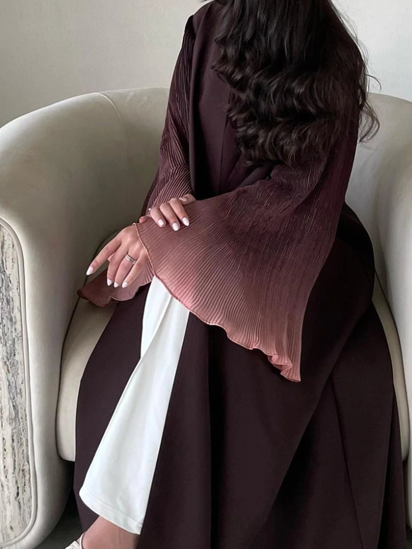 Mist of Eden Flare Sleeve Abaya - Elegant Arabian Style