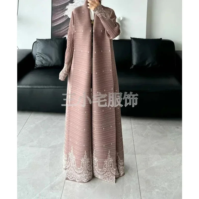 Winter Pleated Abaya Cardigan – Long Sleeve Saudi Style