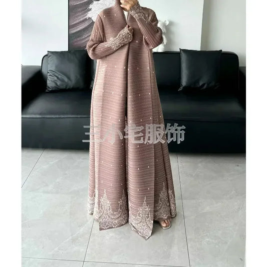 Winter Pleated Abaya Cardigan – Long Sleeve Saudi Style