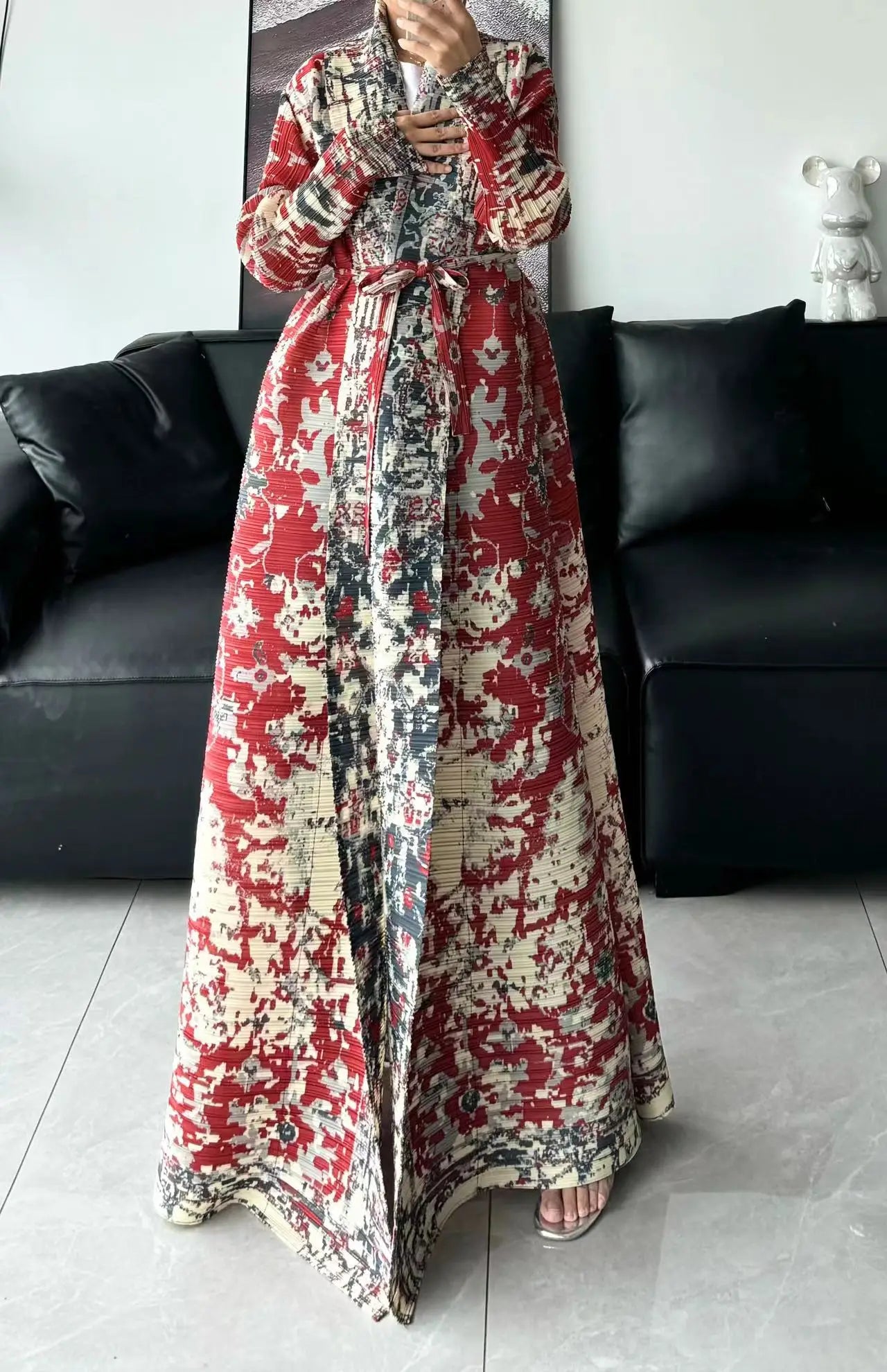 Winter Pleated Abaya Cardigan – Long Sleeve Saudi Style